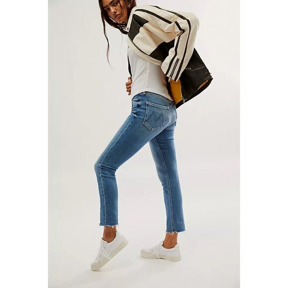 💕MOTHER💕 Mid Rise Dazzler Ankle Fray Jeans - Riding The Cliffside 30 NWOT - Picture 8 of 16